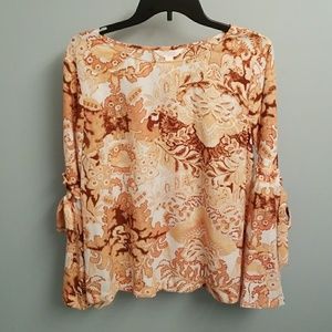 Lauren Conrad Print Bell Sleeve Top in Size Large